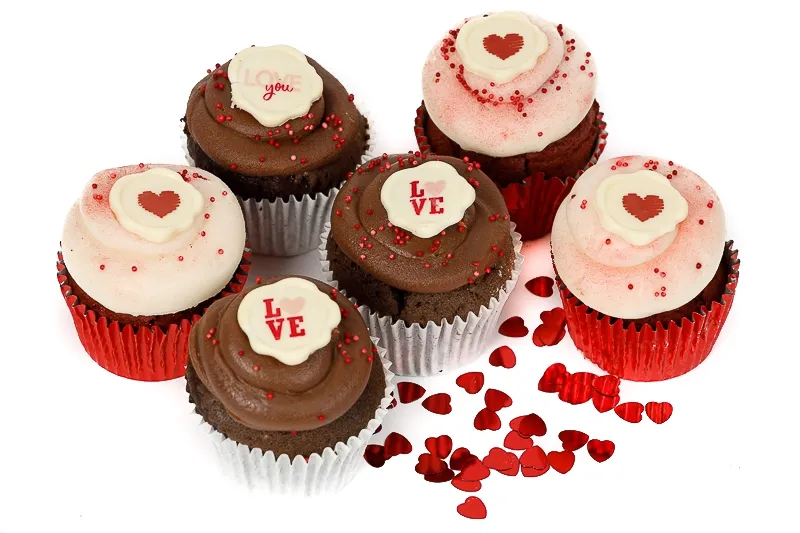 Red Velvet and Chocolate Cupcakes with Love