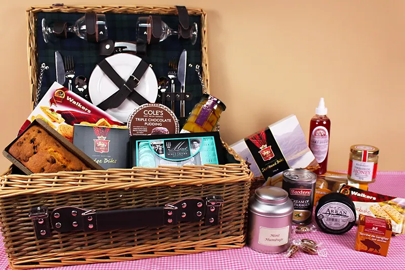 Country Picnic Hamper for Two