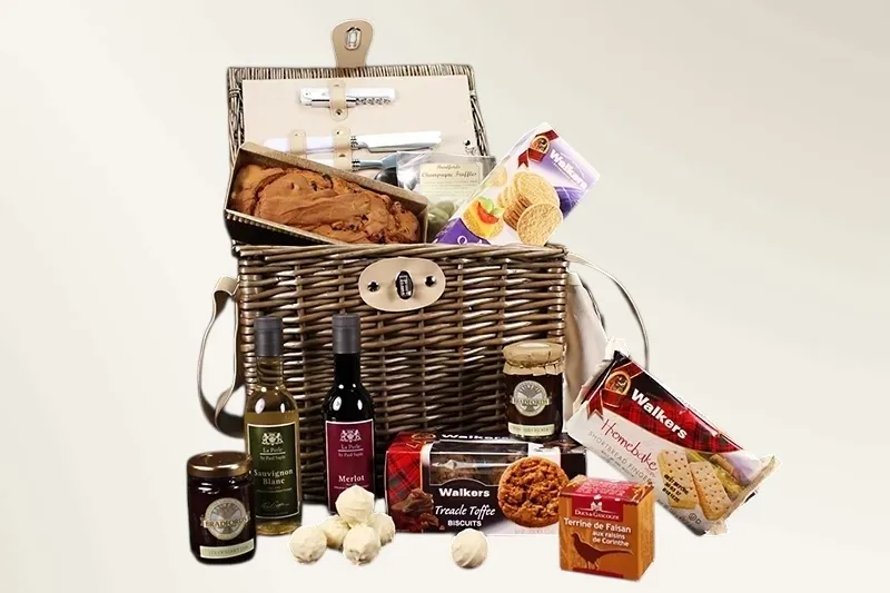 Elegance Country Basket