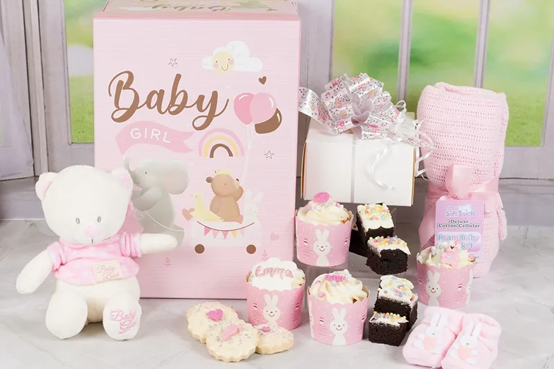 New Baby Deluxe Gift Box
